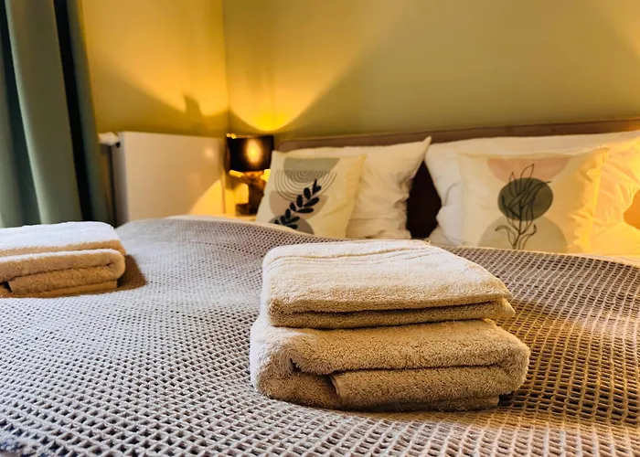 Charmantes 2-zimmer Altbau In Nippes * Kolonia