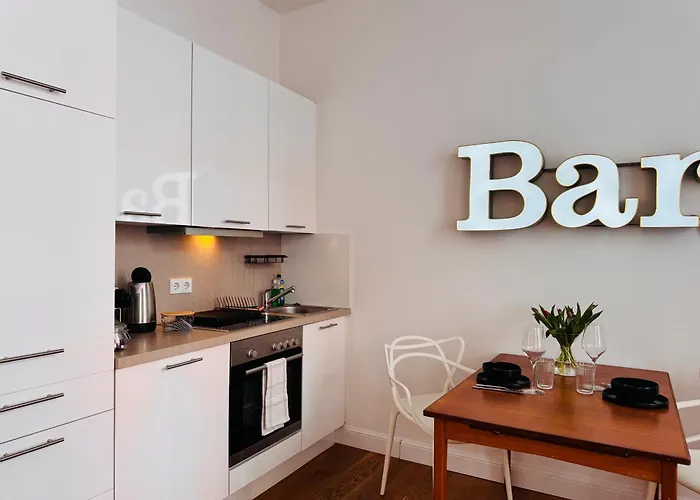 Appartamento Charmantes 2-zimmer Altbau In Nippes Colonia