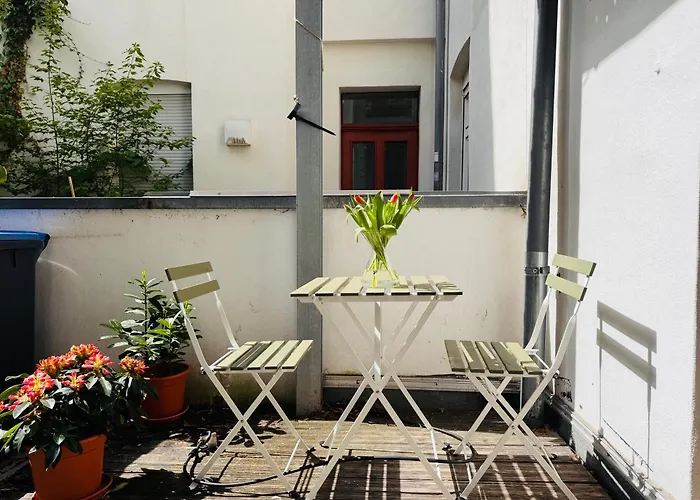 Apartamento Charmantes 2-zimmer Altbau In Nippes