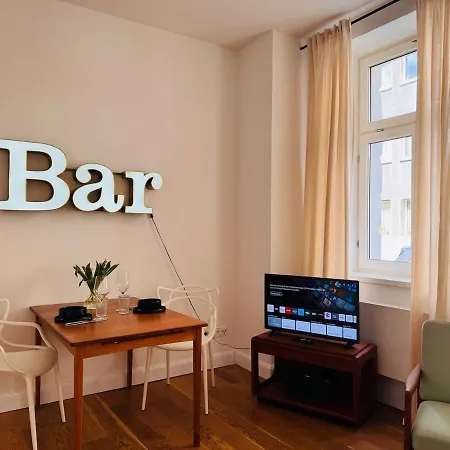 Charmantes 2-zimmer Altbau In Nippes Apartment Cologne